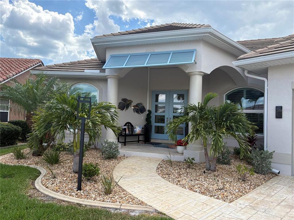 For Sale: $1,375,000 (4 beds, 2 baths, 2763 Square Feet)