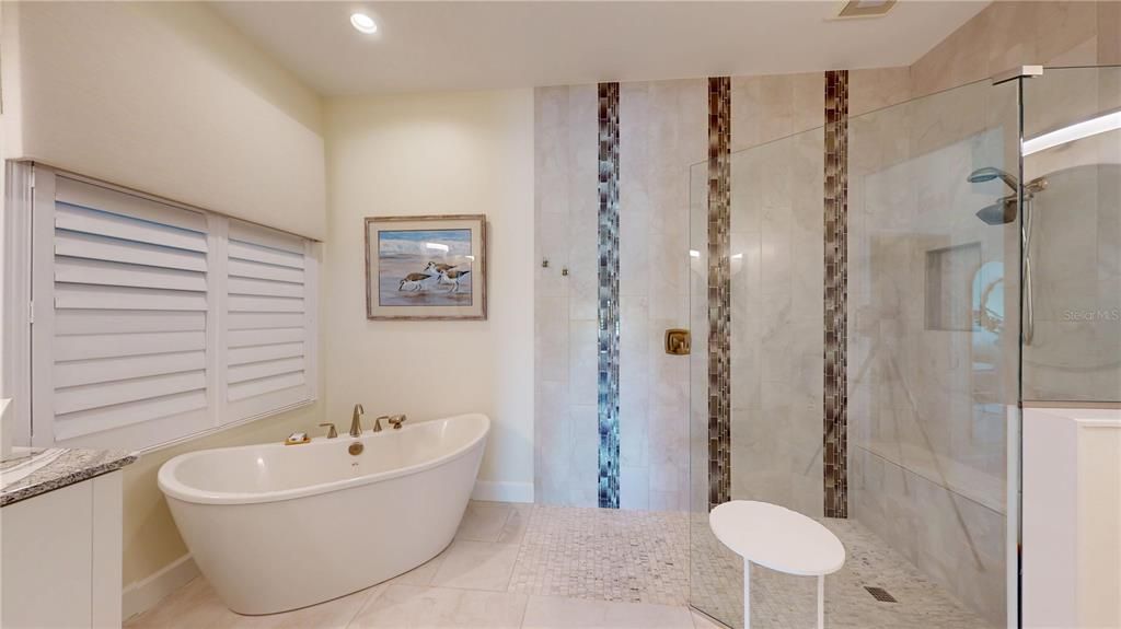 For Sale: $1,375,000 (4 beds, 2 baths, 2763 Square Feet)