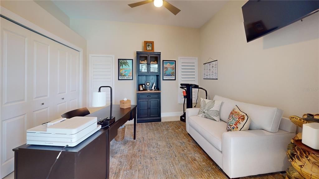 For Sale: $1,375,000 (4 beds, 2 baths, 2763 Square Feet)