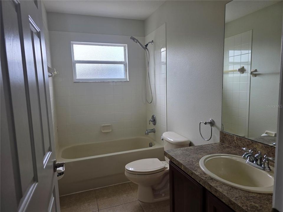 For Rent: $3,300 (5 beds, 3 baths, 3118 Square Feet)