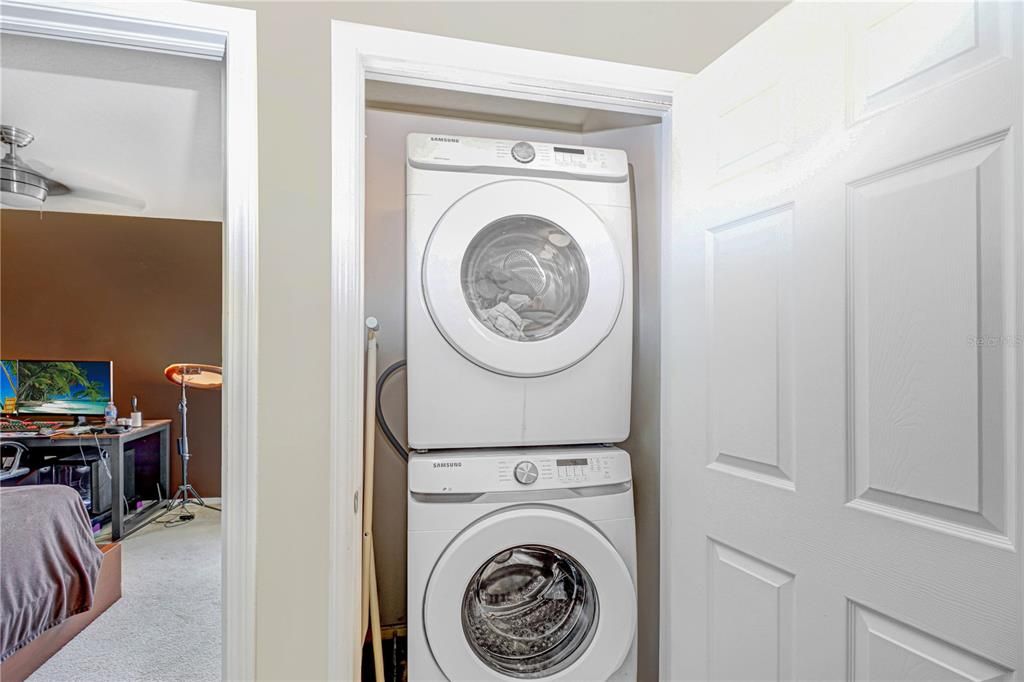 En Venta: $215,000 (2 camas, 2 baños, 1280 Pies cuadrados)
