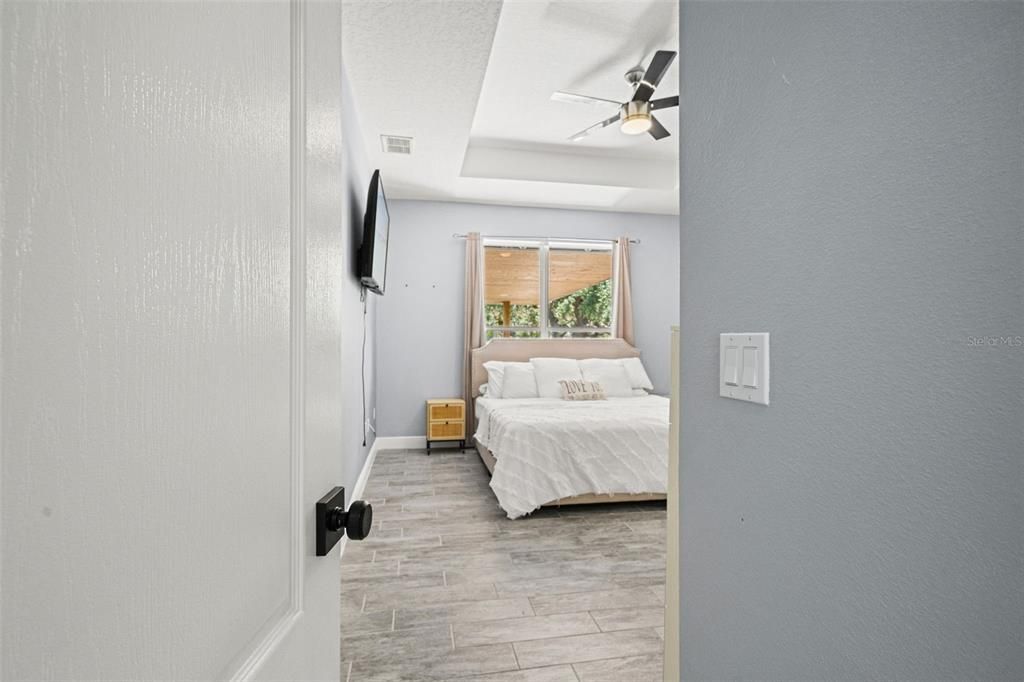 For Sale: $359,900 (3 beds, 2 baths, 1798 Square Feet)
