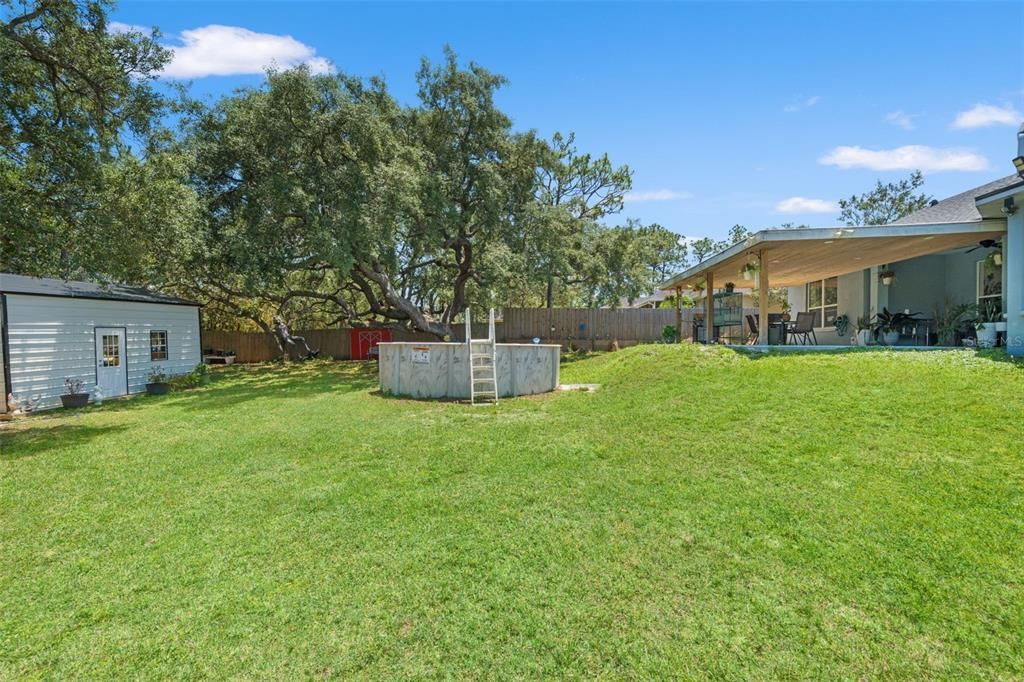For Sale: $359,900 (3 beds, 2 baths, 1798 Square Feet)