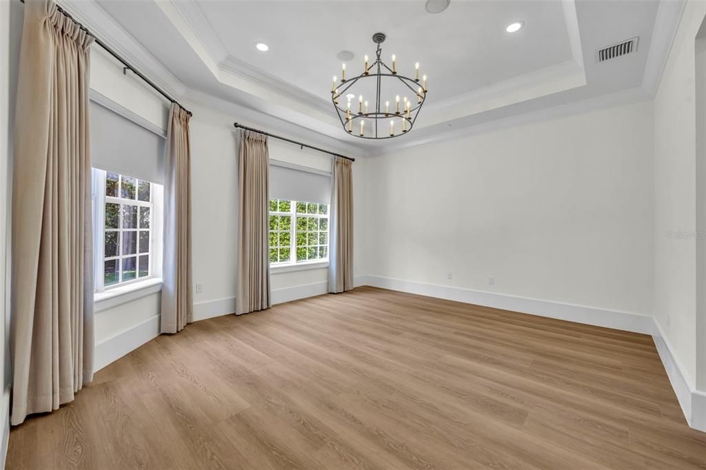 For Rent: $9,500 (5 beds, 4 baths, 4018 Square Feet)