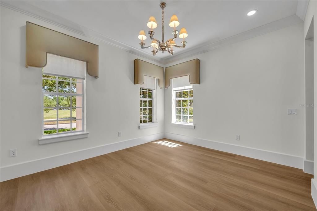 For Rent: $9,500 (5 beds, 4 baths, 4018 Square Feet)