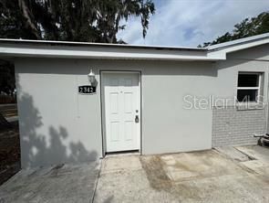 For Rent: $1,200 (1 beds, 1 baths, 900 Square Feet)