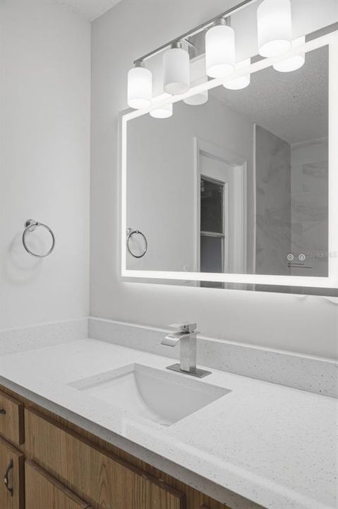 For Sale: $285,000 (3 beds, 2 baths, 1304 Square Feet)