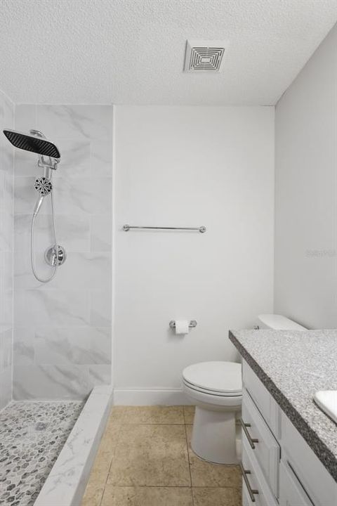 For Sale: $285,000 (3 beds, 2 baths, 1304 Square Feet)