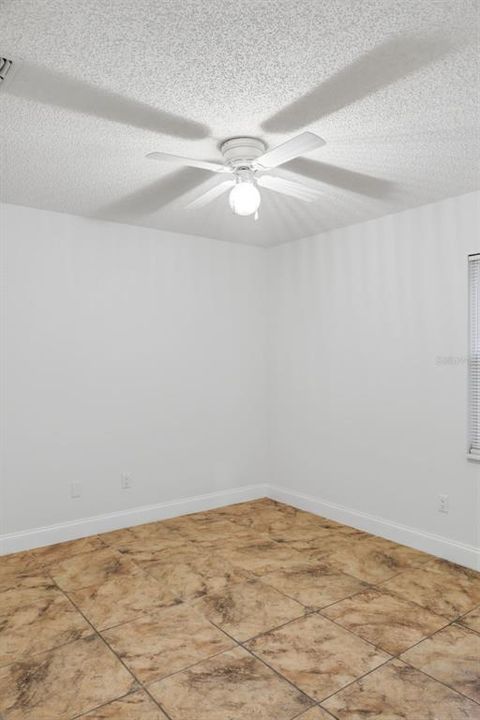 For Sale: $285,000 (3 beds, 2 baths, 1304 Square Feet)