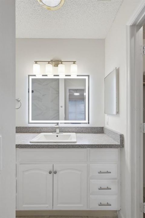 For Sale: $285,000 (3 beds, 2 baths, 1304 Square Feet)