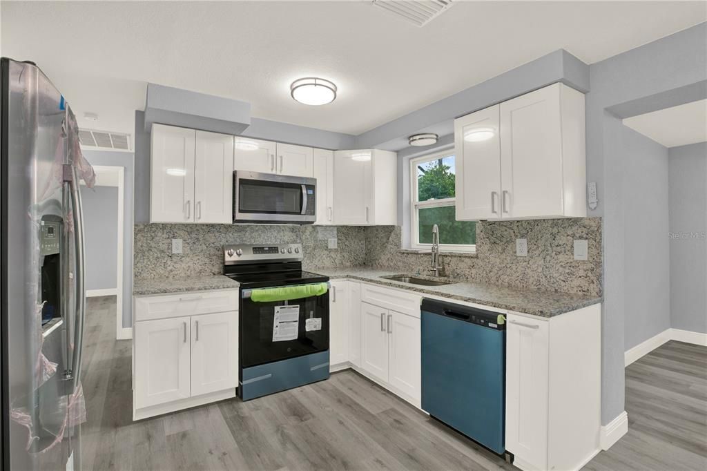 En Venta: $269,000 (3 camas, 2 baños, 1224 Pies cuadrados)