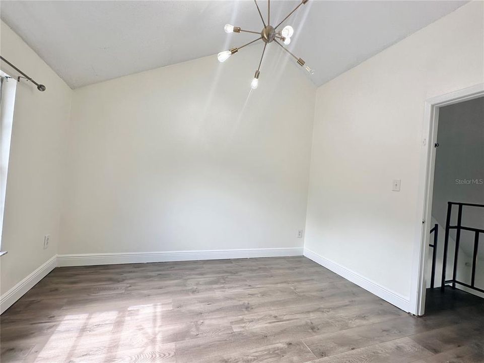 В аренду: $2,050 (3 спален, 2 ванн, 1600 Квадратных фут)