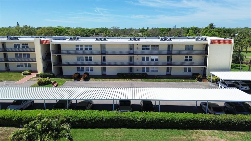 For Sale: $189,900 (2 beds, 2 baths, 930 Square Feet)