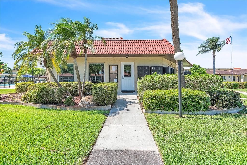 For Sale: $189,900 (2 beds, 2 baths, 930 Square Feet)