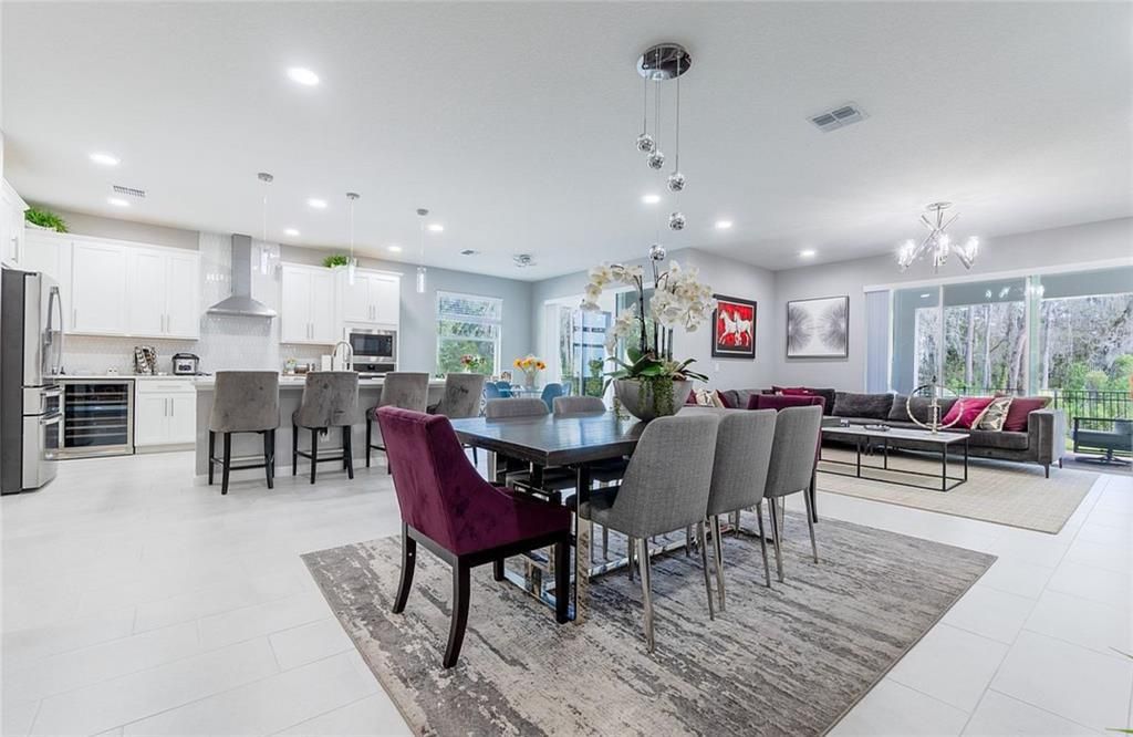 For Sale: $699,000 (5 beds, 4 baths, 3047 Square Feet)