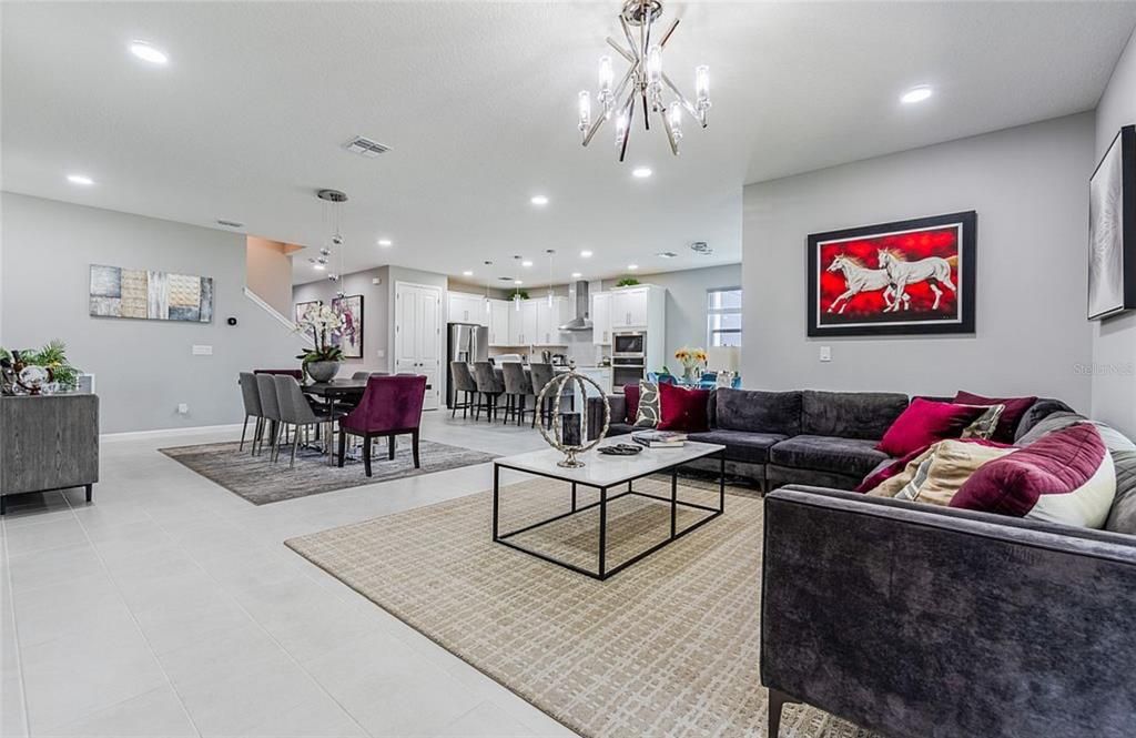For Sale: $699,000 (5 beds, 4 baths, 3047 Square Feet)