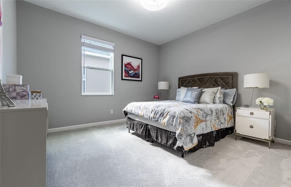For Sale: $699,000 (5 beds, 4 baths, 3047 Square Feet)