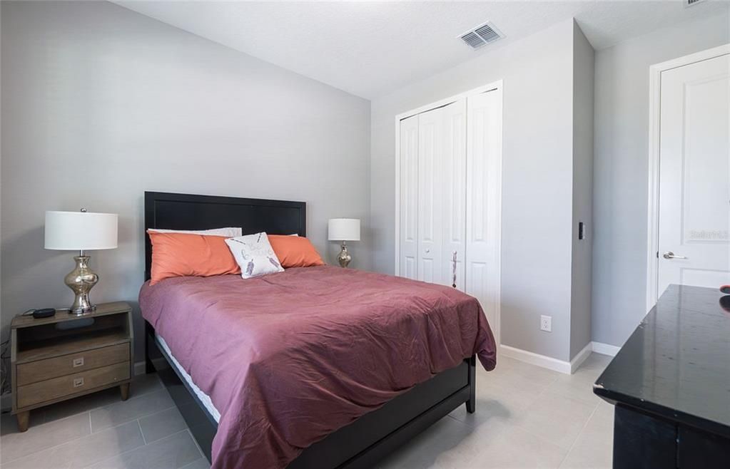 For Sale: $699,000 (5 beds, 4 baths, 3047 Square Feet)