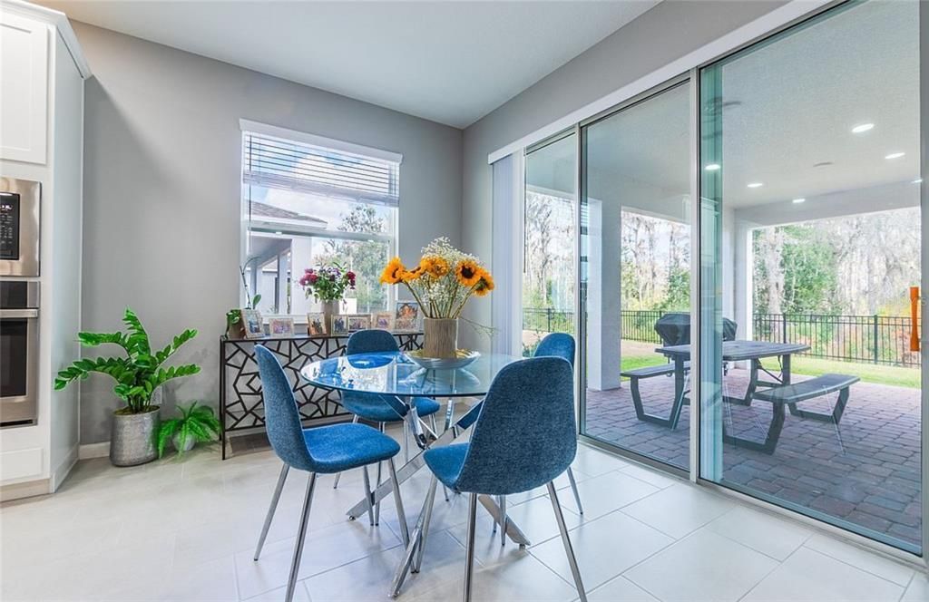 For Sale: $699,000 (5 beds, 4 baths, 3047 Square Feet)