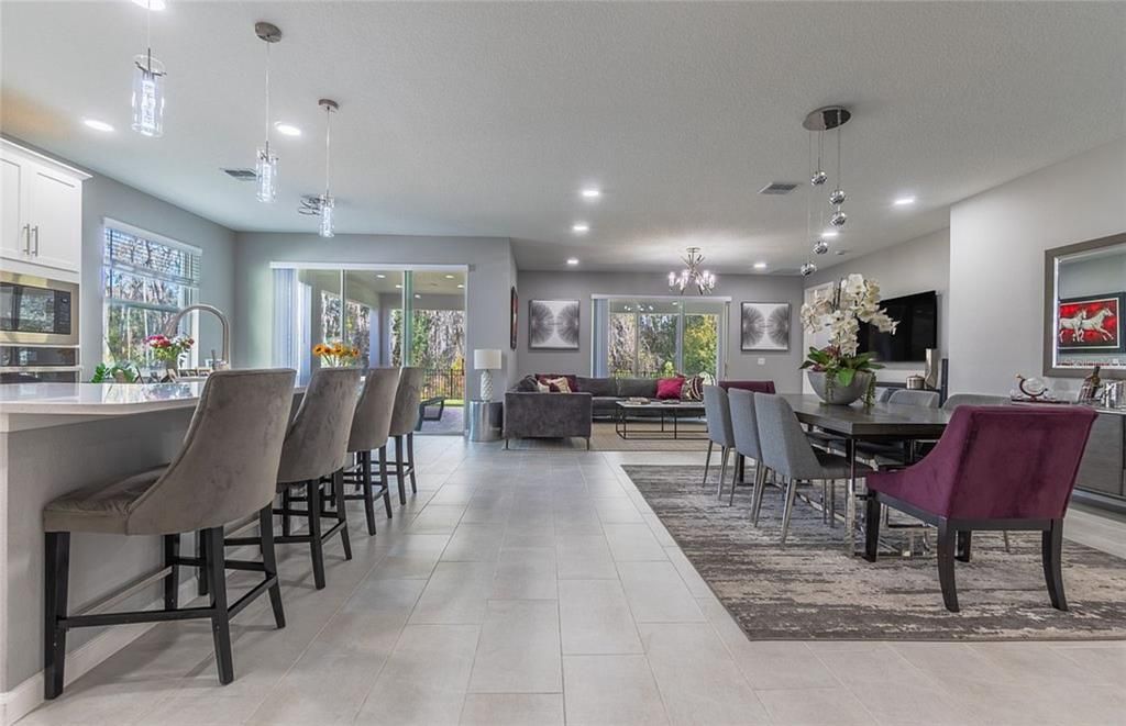 For Sale: $699,000 (5 beds, 4 baths, 3047 Square Feet)