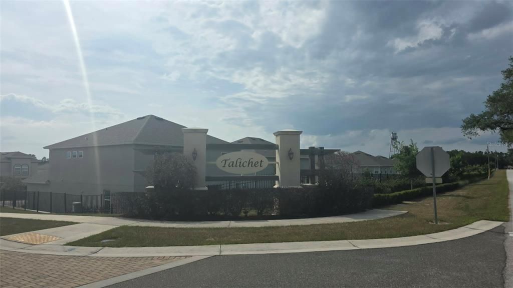 For Sale: $399,990 (4 beds, 3 baths, 2531 Square Feet)