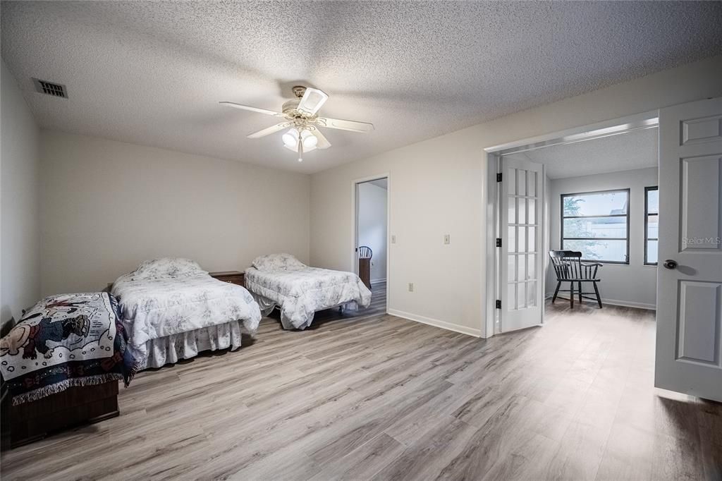 For Sale: $295,000 (3 beds, 2 baths, 1992 Square Feet)