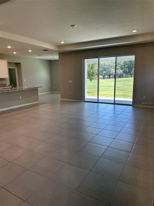En Renta: $3,300 (4 camas, 3 baños, 2843 Pies cuadrados)