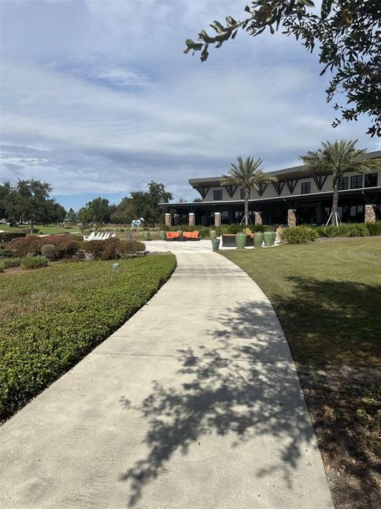 En Renta: $3,300 (4 camas, 3 baños, 2843 Pies cuadrados)