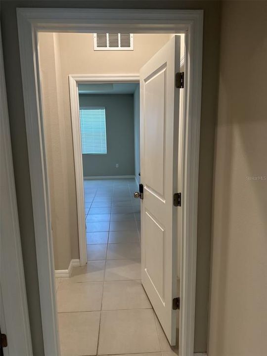 En Renta: $3,300 (4 camas, 3 baños, 2843 Pies cuadrados)