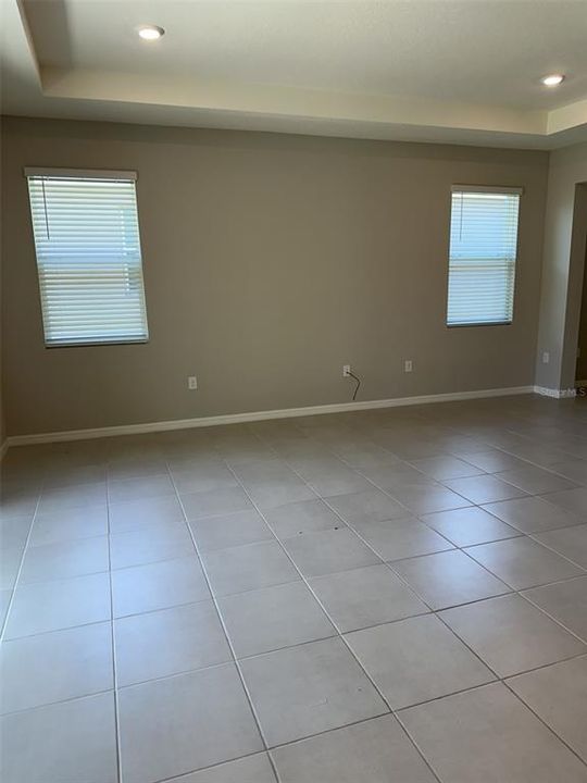 En Renta: $3,300 (4 camas, 3 baños, 2843 Pies cuadrados)