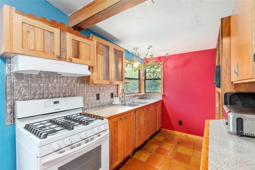 En Venta: $379,900 (4 camas, 3 baños, 3125 Pies cuadrados)