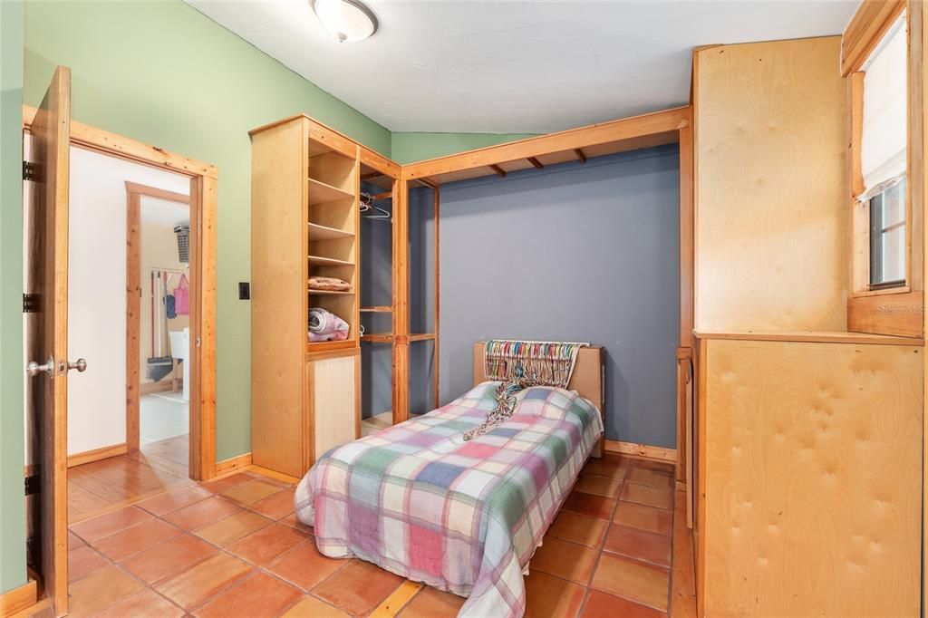 En Venta: $379,900 (4 camas, 3 baños, 3125 Pies cuadrados)