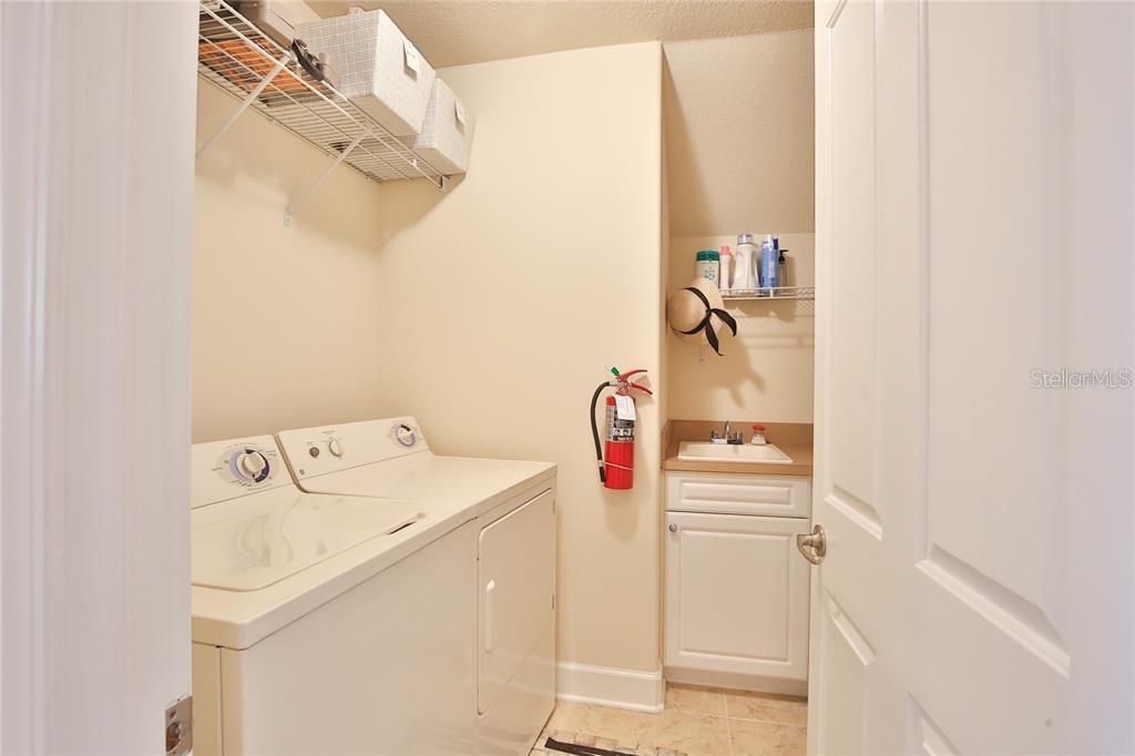For Sale: $405,500 (2 beds, 2 baths, 1623 Square Feet)