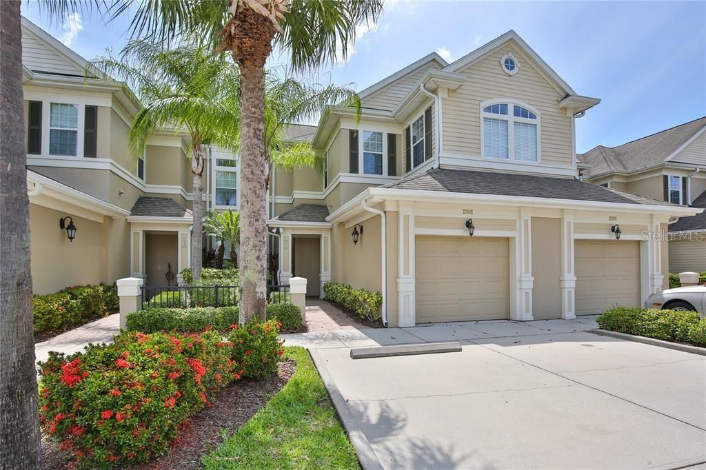 For Sale: $405,500 (2 beds, 2 baths, 1623 Square Feet)