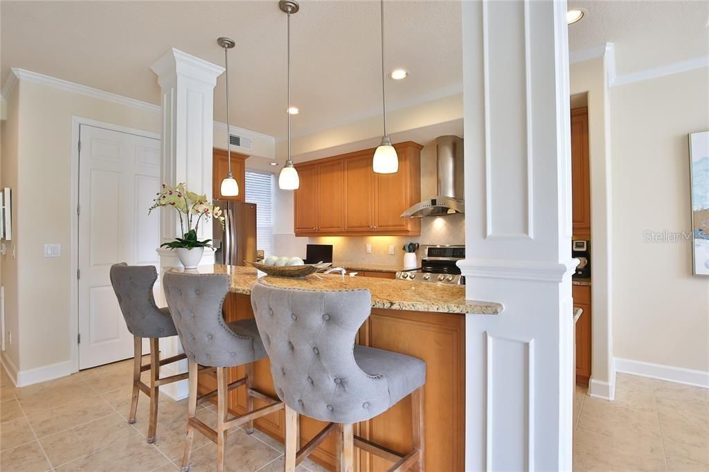 For Sale: $405,500 (2 beds, 2 baths, 1623 Square Feet)