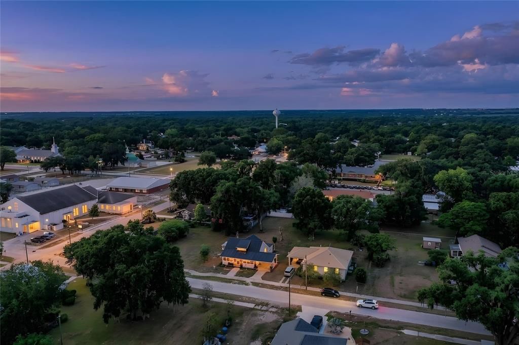 For Sale: $238,500 (3 beds, 1 baths, 1264 Square Feet)
