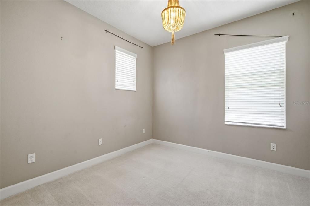 For Rent: $3,100 (4 beds, 2 baths, 2319 Square Feet)