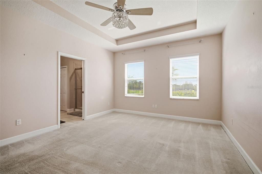 For Rent: $3,100 (4 beds, 2 baths, 2319 Square Feet)