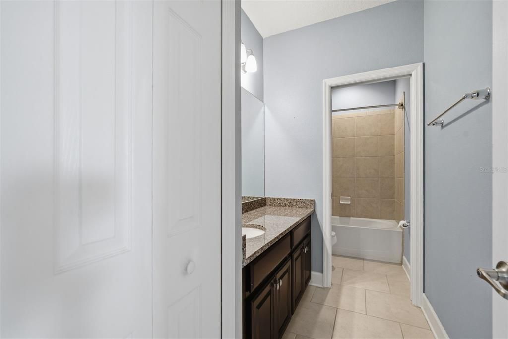 For Rent: $3,100 (4 beds, 2 baths, 2319 Square Feet)