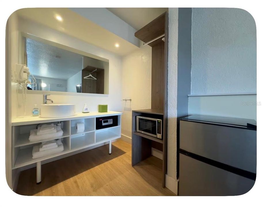 En Venta: $81,000 (1 camas, 1 baños, 231 Pies cuadrados)