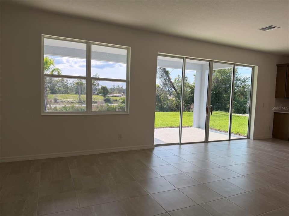For Sale: $610,379 (6 beds, 4 baths, 3734 Square Feet)