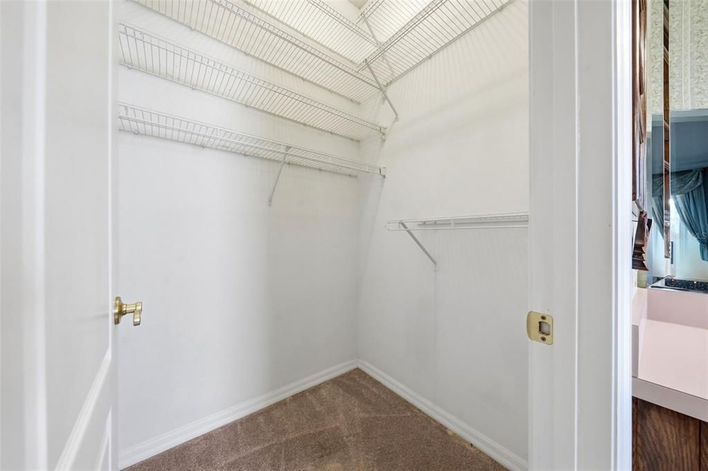 En Venta: $482,000 (3 camas, 2 baños, 1954 Pies cuadrados)