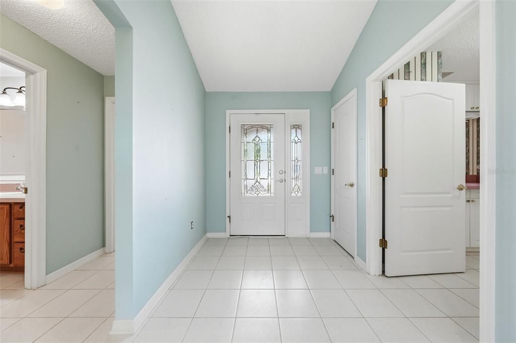 En Venta: $482,000 (3 camas, 2 baños, 1954 Pies cuadrados)