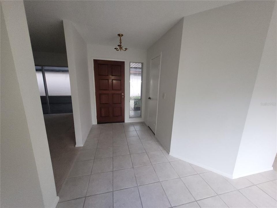 En Renta: $2,825 (3 camas, 2 baños, 1787 Pies cuadrados)