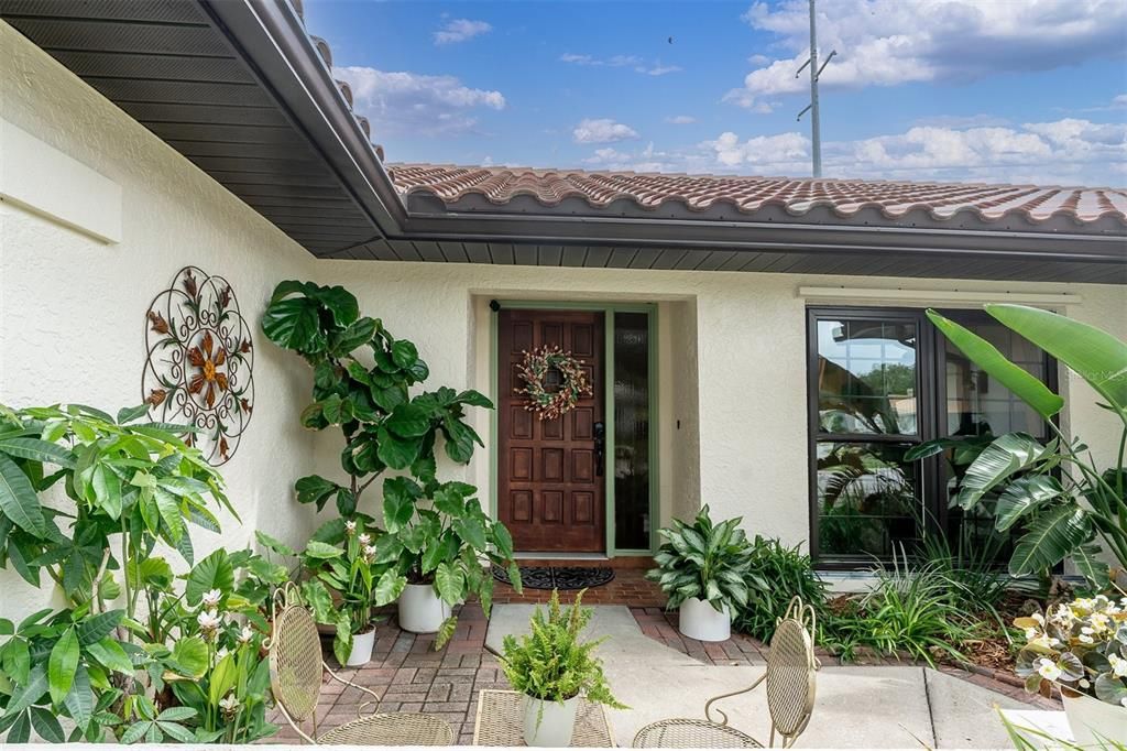 For Sale: $589,000 (3 beds, 2 baths, 1756 Square Feet)