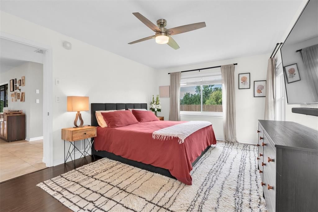 For Sale: $589,000 (3 beds, 2 baths, 1756 Square Feet)