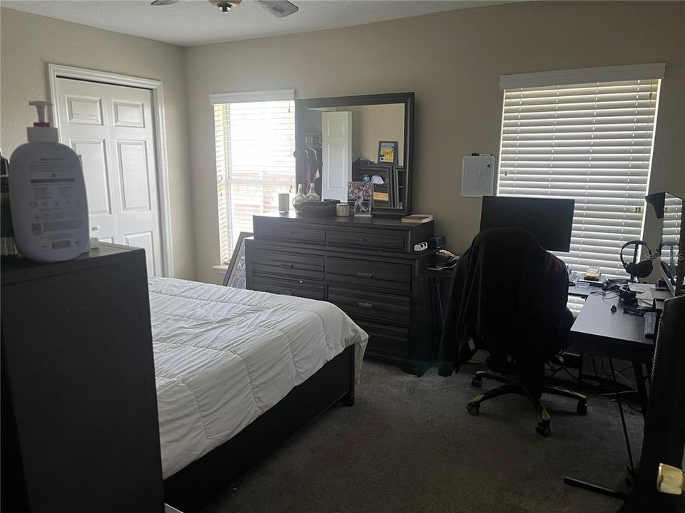 En Venta: $240,000 (3 camas, 2 baños, 1615 Pies cuadrados)
