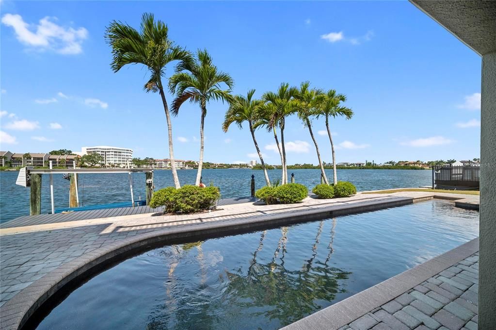 For Sale: $4,500,000 (5 beds, 5 baths, 4282 Square Feet)