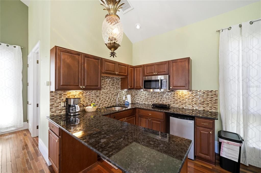 For Sale: $4,500,000 (5 beds, 5 baths, 4282 Square Feet)