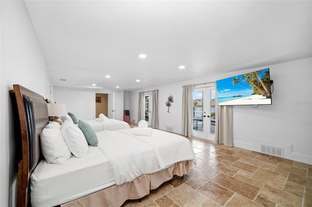 For Sale: $4,500,000 (5 beds, 5 baths, 4282 Square Feet)